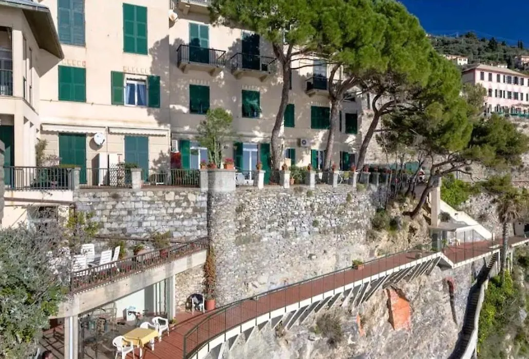Pieve Ligure A Picco Sul Mare Con Piscina Villa Regina 0*, Pieve Ligure Italy